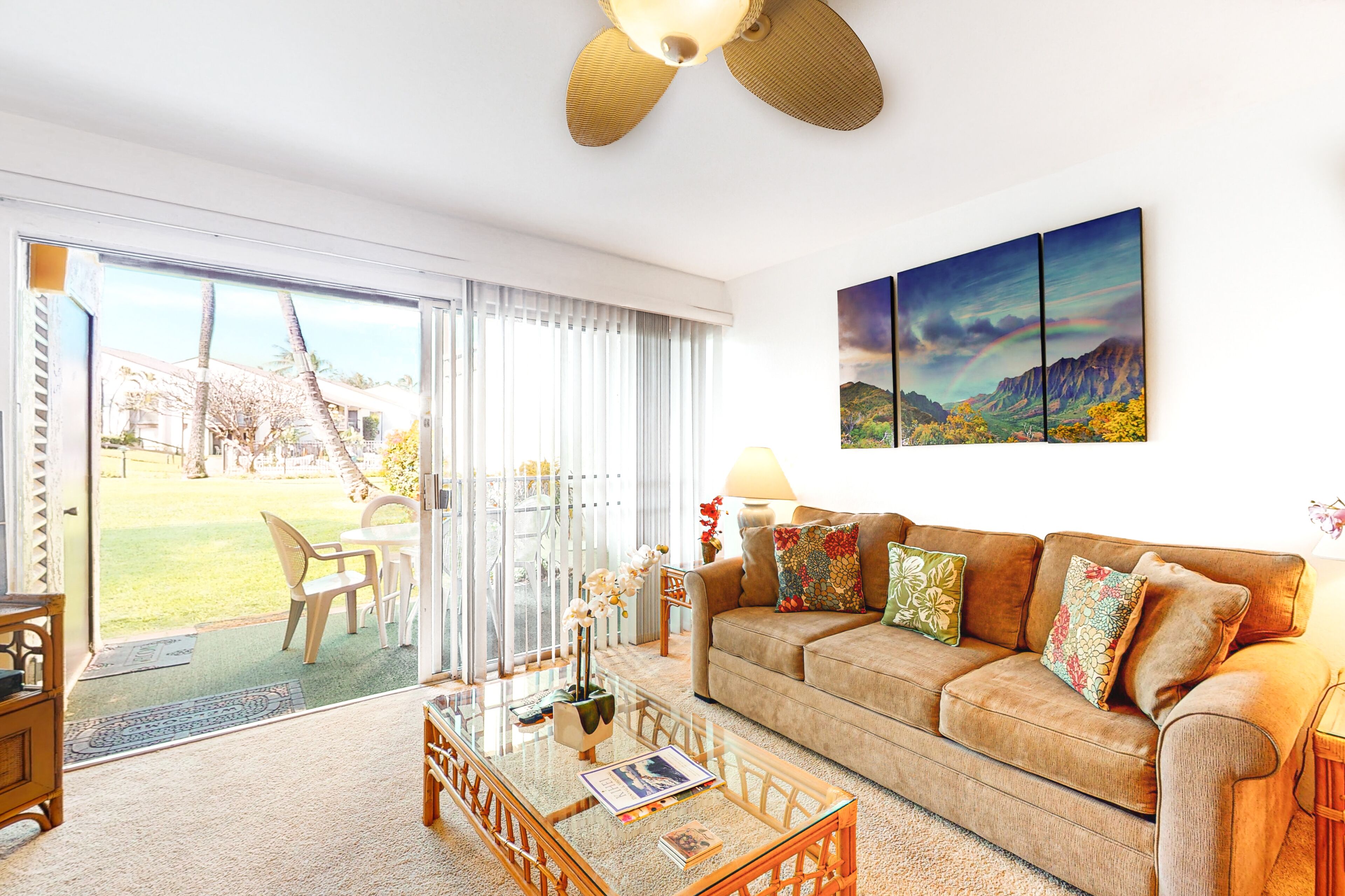 Hale Kamaole Condo w/ Shared Pool, Shared Grill, Private Washer/Dryer