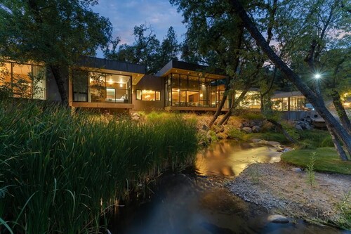 Lotus Falls Estate - Privacy, Luxury, and Full of Amenities.