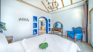 Basic Room, 1 Bedroom (Jizhonghaeeui Nangman) | 1 bedroom, free WiFi - Namhae Alhambra Pension (Namhae)