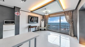 Chambre de base, 1 chambre (Dubai) | 1 chambre, accès au Wi-Fi (inclus)