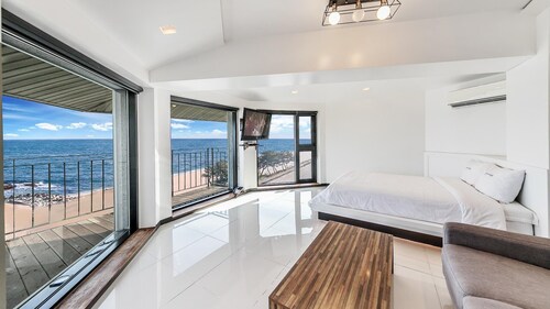 Gangneung Baekya Pension