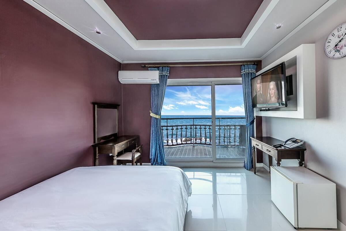 Basic Room, 1 Bedroom (Bali(oceanview,no cook)) | 1 bilik tidur, Wi-fi percuma 
