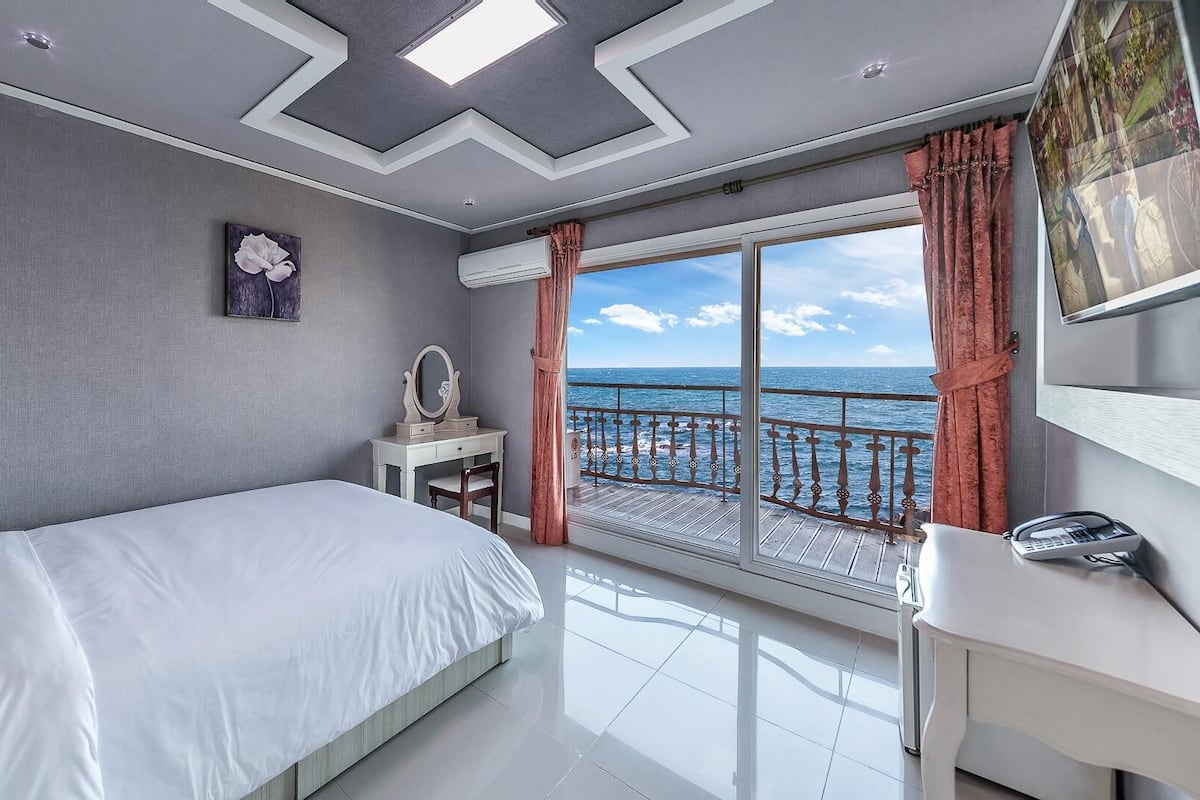 Habitación básica, 1 habitación (Fiji(oceanview,no cook)) | 1 habitación y wifi gratis