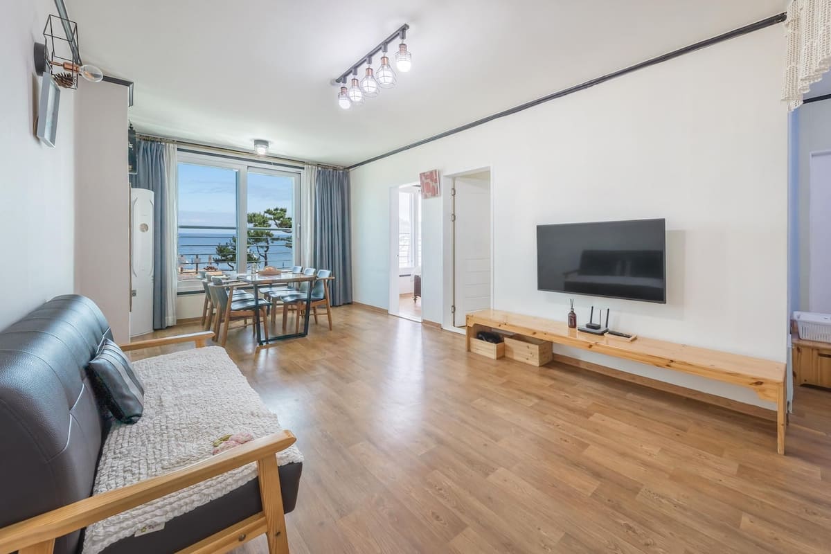 Basic Room, 2 Bedrooms (101) | 1 bedroom, free WiFi
