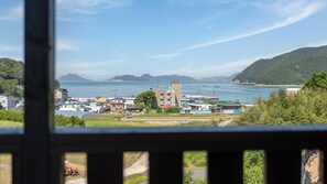 Basic Room, 1 Bedroom (namjinahae(SPA)) | 1 bedroom, free WiFi - Geoje Gaonara Pension (Geoje)