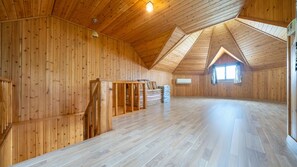 Basic Room, 2 Bedrooms (cao) | 1 bedroom, free WiFi - Geoje Gaonara Pension (Geoje)
