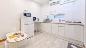 Basic Room, 2 Bedrooms (Spring 2 - Kids room)