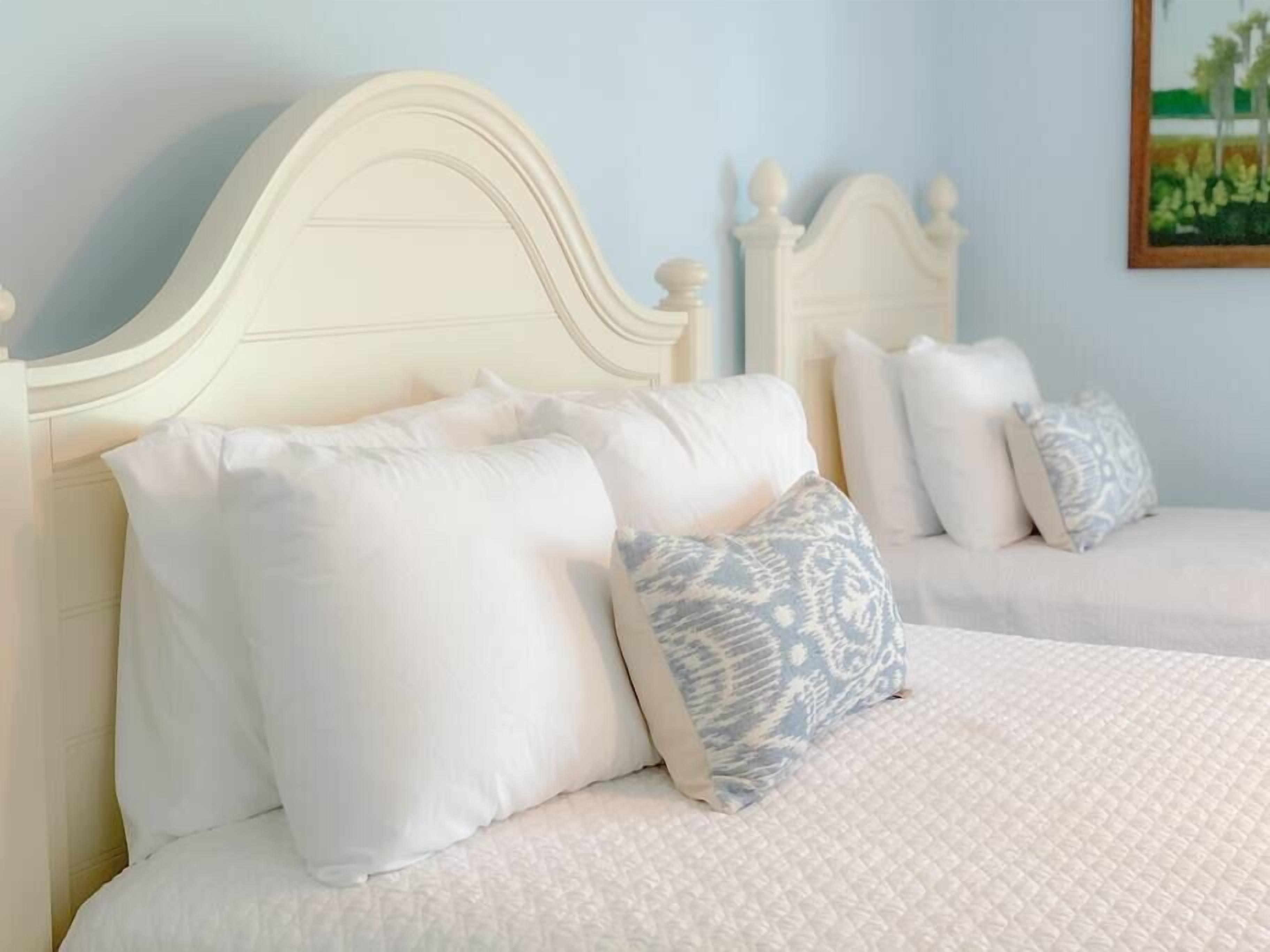 ☀️ 3 Porch / 5.5 Private Bathrooms / Beach Access