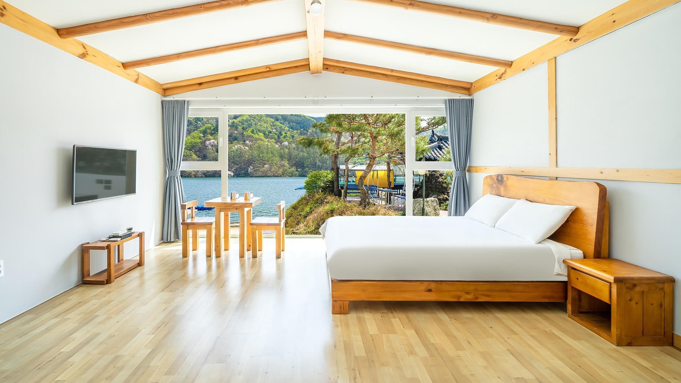 Basic Room, 1 Bedroom (Greennae 101) | 1 bedroom, free WiFi