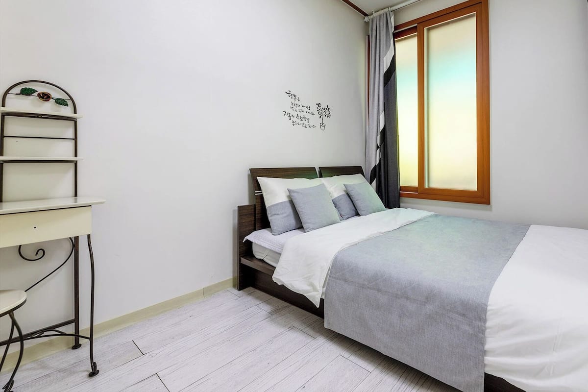 1 bedroom, WiFi (free)