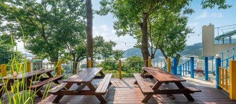 Tongyoung Blue House Spa Pension