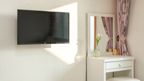 Basic Room, 1 Bedroom (Bomguseulbongi ( F2 )) | 1 bedroom, free WiFi - Ganghwa Sol Orem Pension (Incheon)
