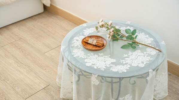 Kamar Basic, 1 kamar tidur (Hyenyeoro ( F2 )) | 1 kamar tidur dan Wi-Fi gratis