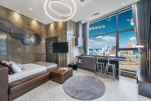 Basic Room, 1 Bedroom (2S4) | 1 bedroom, free WiFi - Gangneung Gyeongpodae S9 Beach Familyspa (Gangneung)