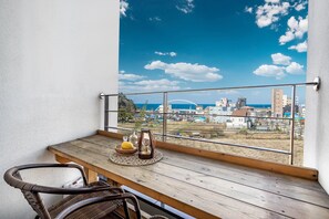 Basic Room, 1 Bedroom (3S2) | 1 bedroom, free WiFi - Gangneung Gyeongpodae S9 Beach Familyspa (Gangneung)