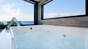 Basic Room, 2 Bedrooms (Diamond (Spa,Fulloceanview,2층)) | 1 bedroom, free WiFi