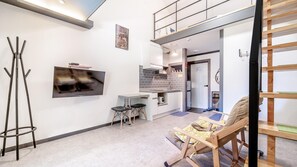 Basic Room, 1 Bedroom (Emerald ( Spa )) - Gangneung Pradaevas Pension (Gangneung)