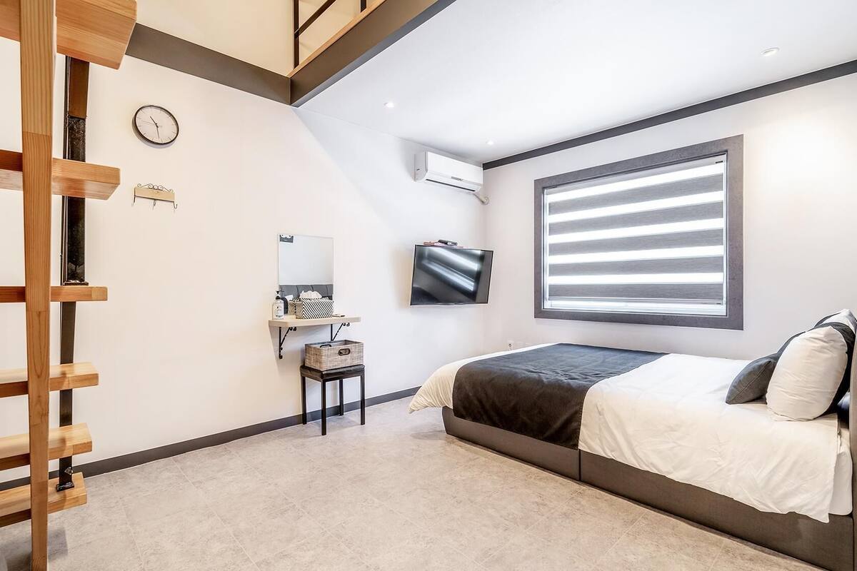 Basic Room, 2 Bedrooms (Topaz) | 1 bilik tidur, Wi-fi percuma 