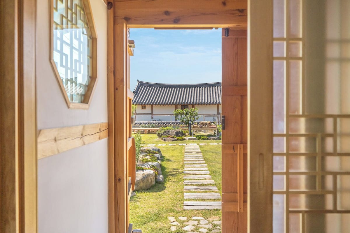 Basic Room, 2 Bedrooms (Dokchea)