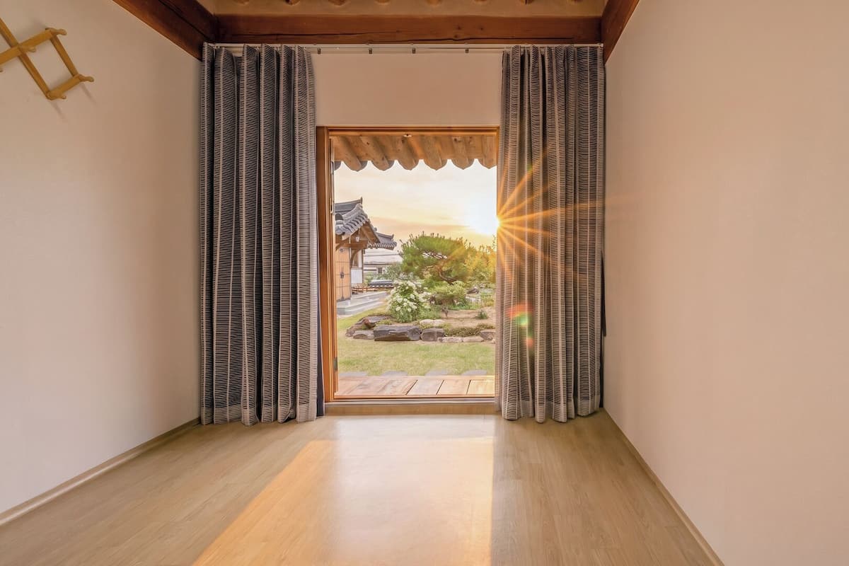 Basic Room, 1 Bedroom (Haedangwha)