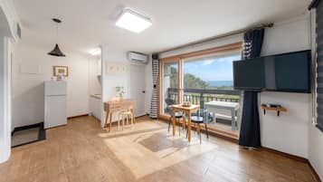 Basic Room, 1 Bedroom (Rosemary 203(Ocean View)) | Exterior