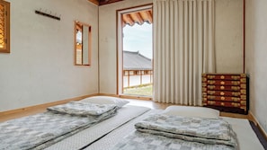 Kamar Basic, 1 kamar tidur (Yushinjae D) | 1 kamar tidur dan Wi-Fi gratis