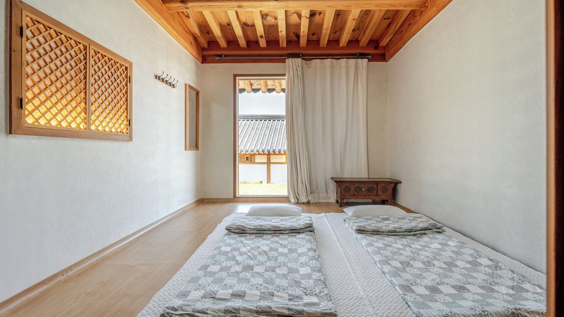 Quarto básico, 1 quarto (Hwarangjae C) | 1 quarto, Wi-Fi de cortesia