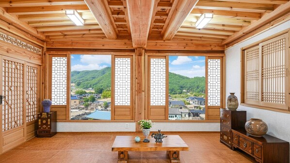 Basic Room, 2 Bedrooms (Sundojae)