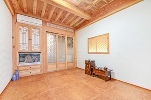 1 bedroom, free WiFi