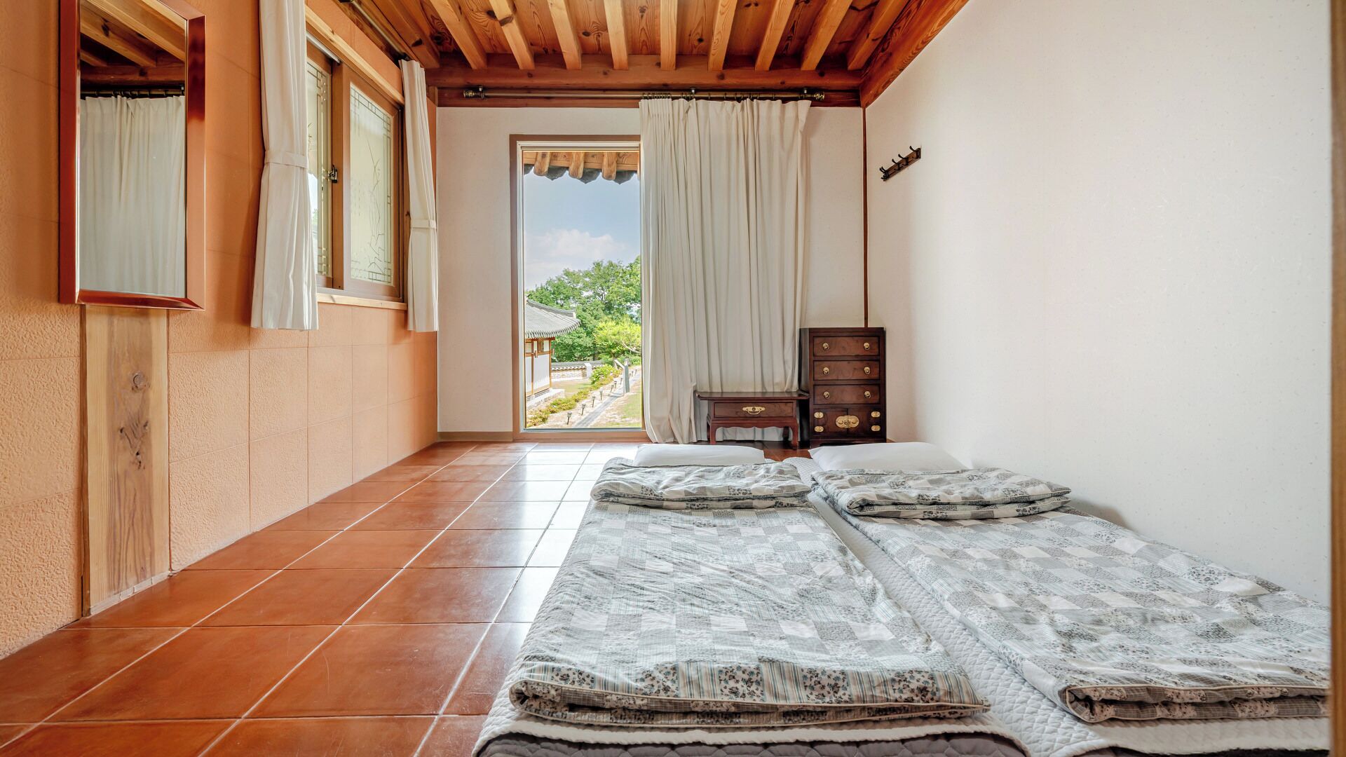 Quarto básico, 1 quarto (Yushinjae E) | 1 quarto, Wi-Fi de cortesia