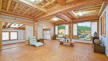 Basic Room, 2 Bedrooms (Sundojae) | 1 bedroom, free WiFi