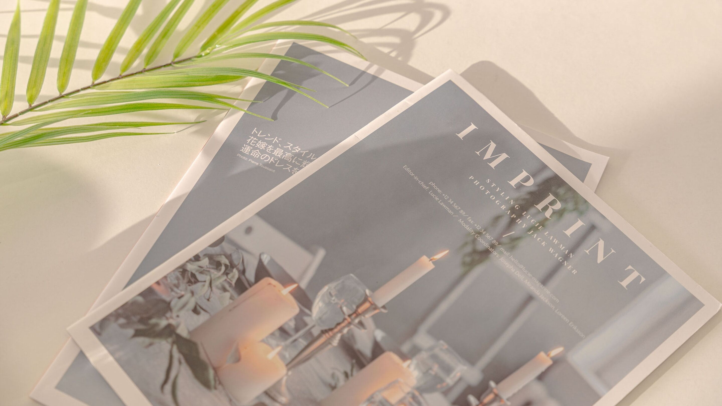 Un magazine ou une brochure sur lequel le mot « IMPRINT » est clairement visible.