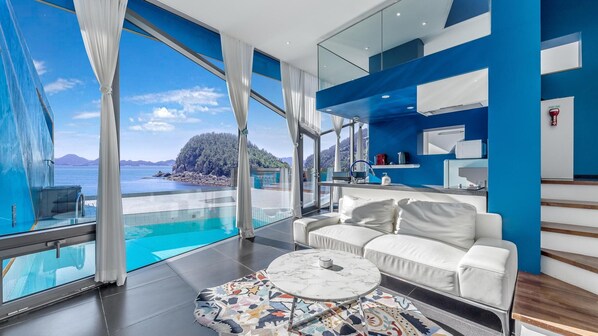 Basic Room, 1 Bedroom (Haneul) | 1 bedroom, free WiFi - Namhae Pumda Pool Villa Pension (Namhae)