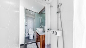 Chambre, 1 chambre (Bada) | Salle de bain | Serviettes fournies