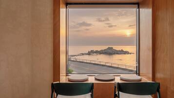 Basic Room, 1 Bedroom (Room201(PremiumRoom/OceanView)) | 1 bedroom, WiFi (free)