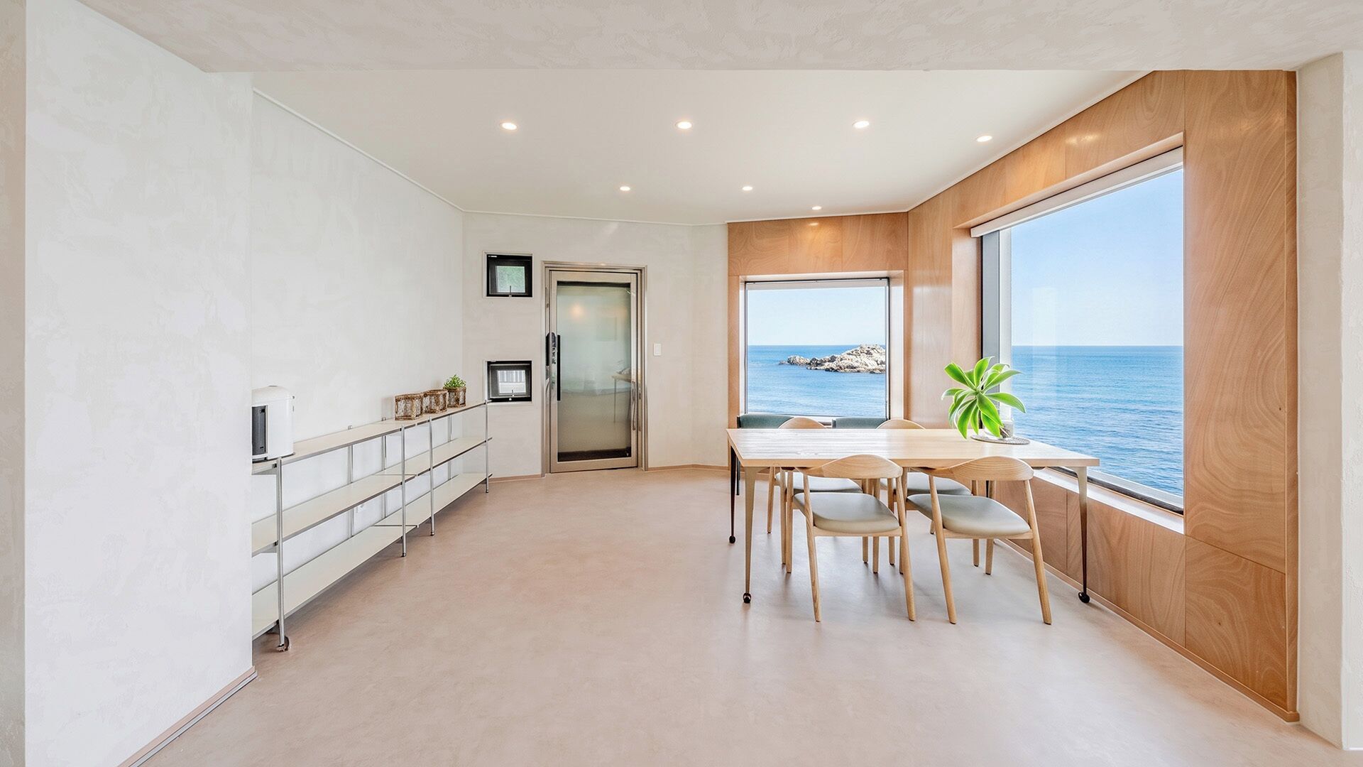 Basic Room, 1 Bedroom (Room201(PremiumRoom/OceanView))