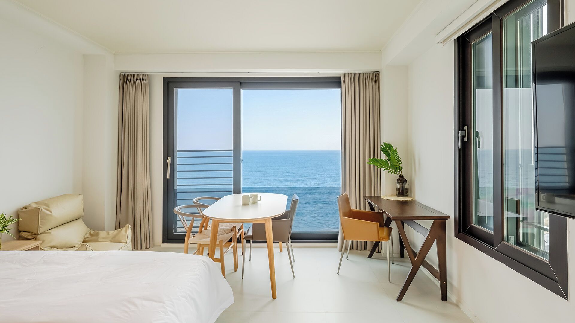 Basic-Zimmer, 1 Schlafzimmer (Room204(EventRoom/OceanView)) | 1 Schlafzimmer, kostenloses WLAN