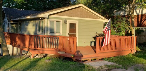 Cozy Cabin on Lake Victoria