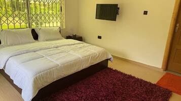 4 Schlafzimmer, Bügeleisen/Bügelbrett, WLAN, Bettwäsche