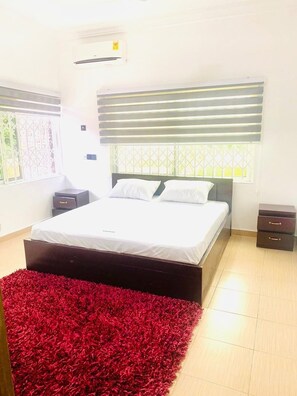 4 chambres, fer et planche Ă repasser, Wi-Fi, draps fournis