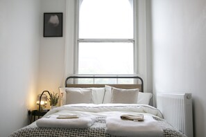 2 soverom, strykejern/-brett, wi-fi og sengetøy