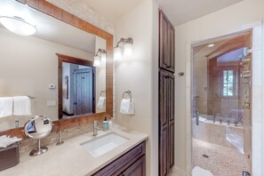 مجففات شعر، مناشف