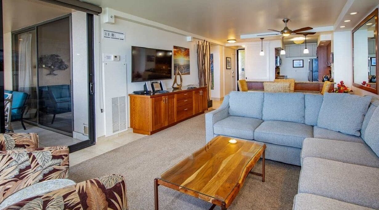 Luxurious Ocean Front Unit!!!