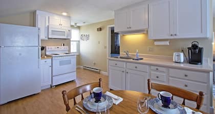 Entire apartment, close to Hershey