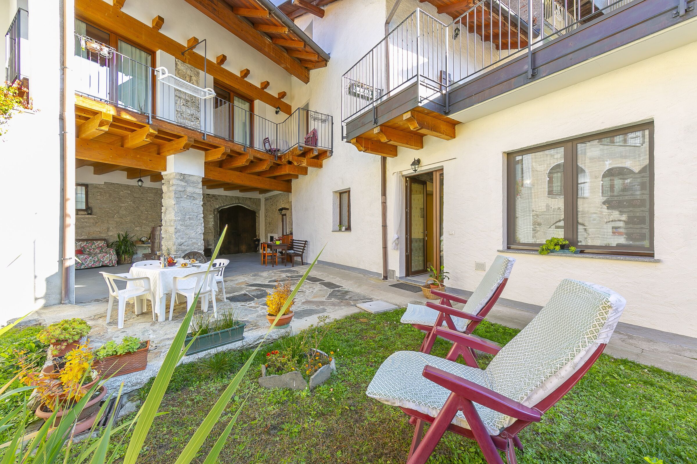 Casa Baroni few min from Orta Lake, Madonna Del Sasso, Italy