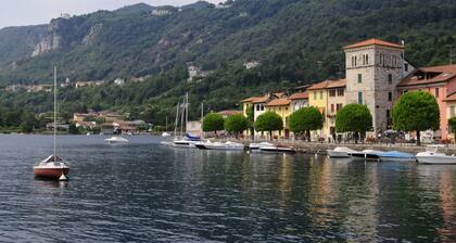 Casa Baroni few min from Orta Lake, Madonna Del Sasso, Italy