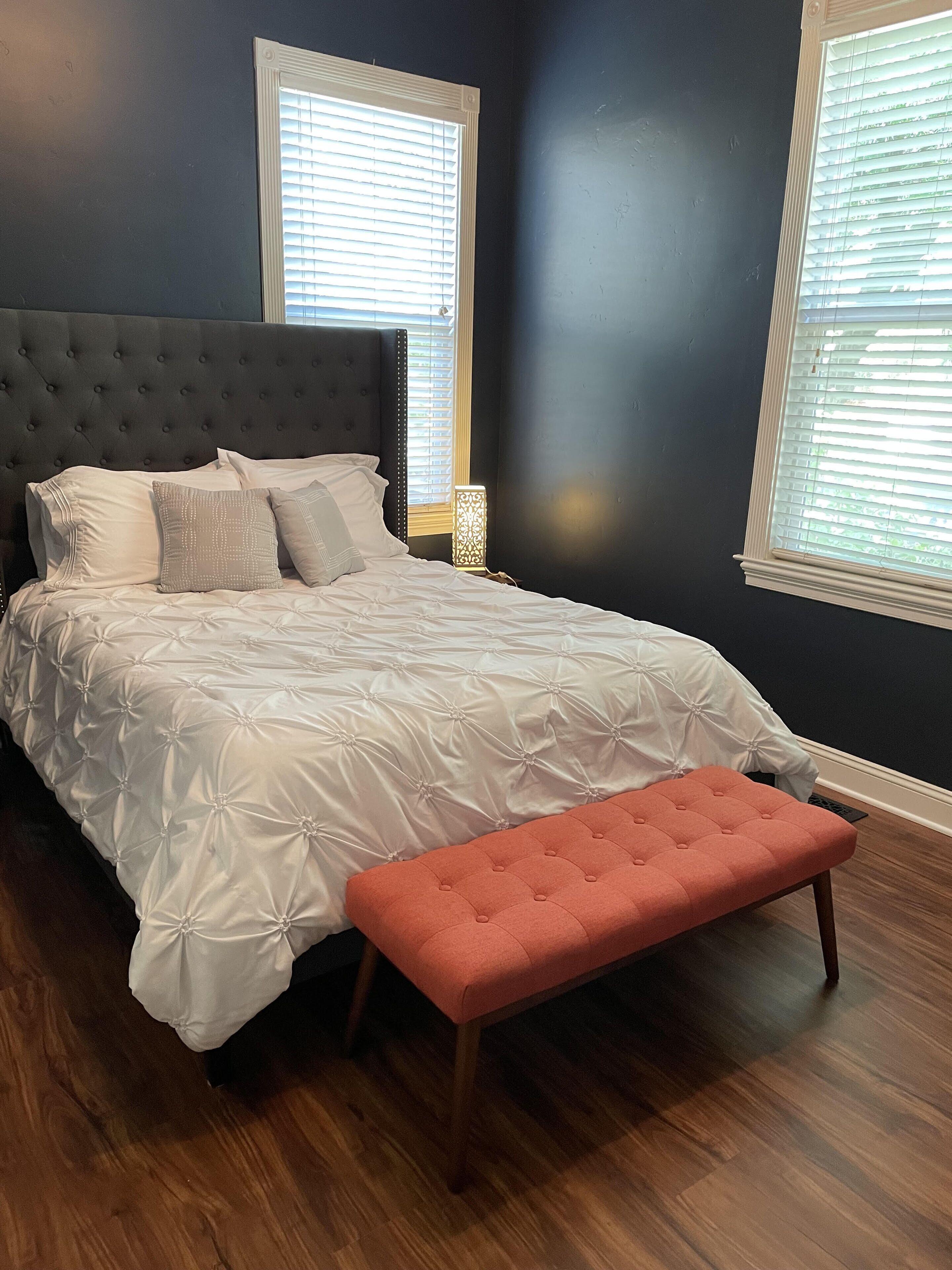 Chico Charmer steps away from downtown, Chico State, & Lower Bidwell Park