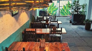 Bar (en la propiedad)