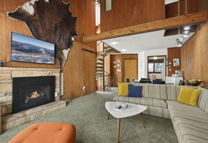 TV connectée, cheminée