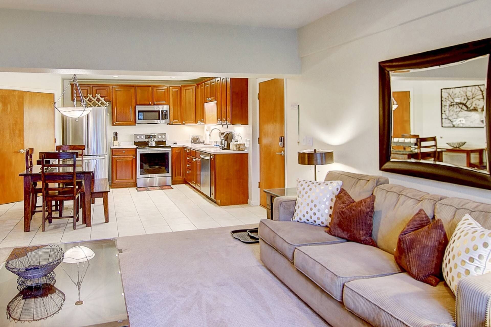 Give Thanks for Deals! 10% off stays November only!